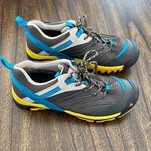 Keen Marshall Waterproof Hiking Shoe, Multicolor, EU 39/US 8.5 Low Ankle